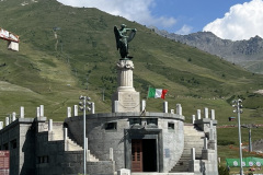 3F2FC439-6181-4E61-B765-42D95267FEF3_1_105_c